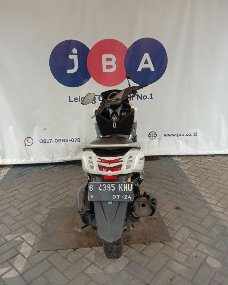 Lelang Motor YAMAHA NMAX 155 2019 PUTIH JAKARTA TIPAR