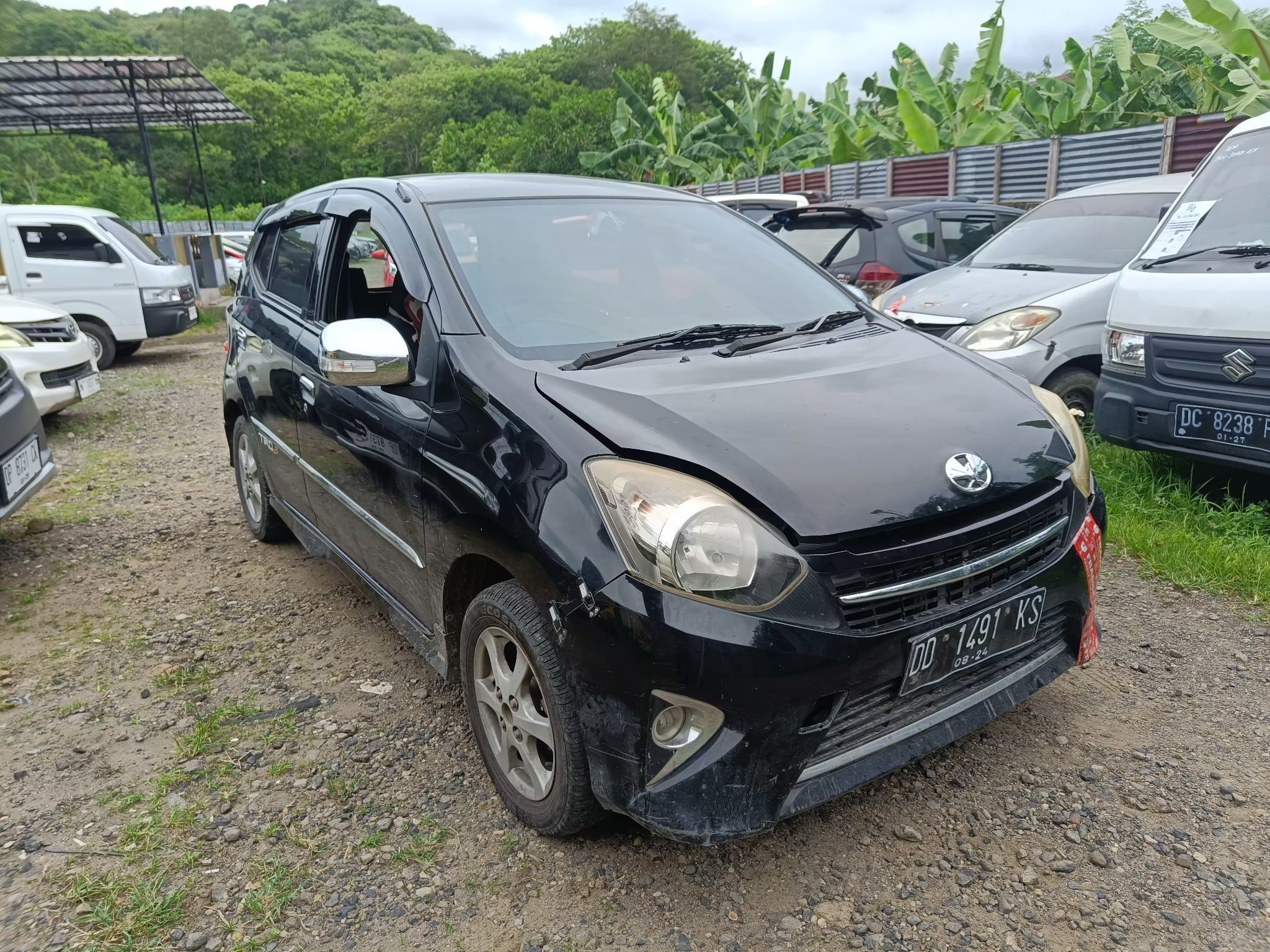 Lelang Mobil Toyota Agya G Mt Hitam Manado