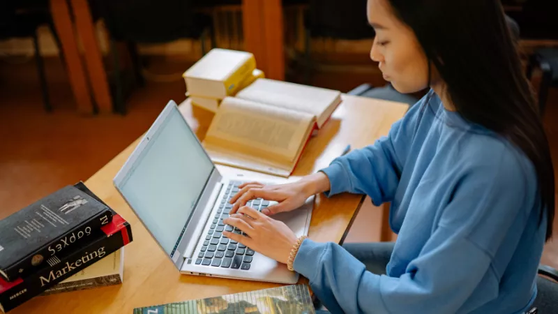 News picture 10 Rekomendasi Laptop Terbaik untuk Kuliah 2025