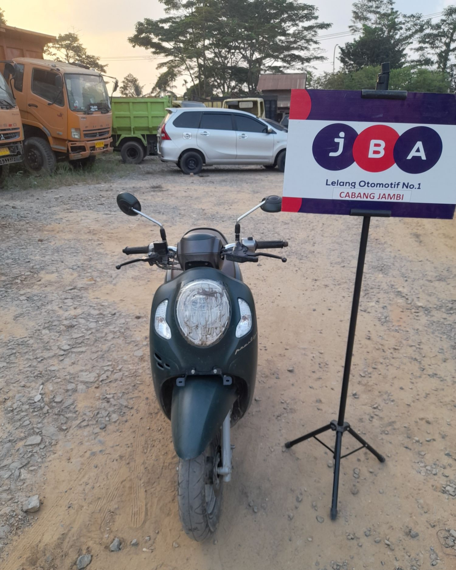 scoopy motorbike