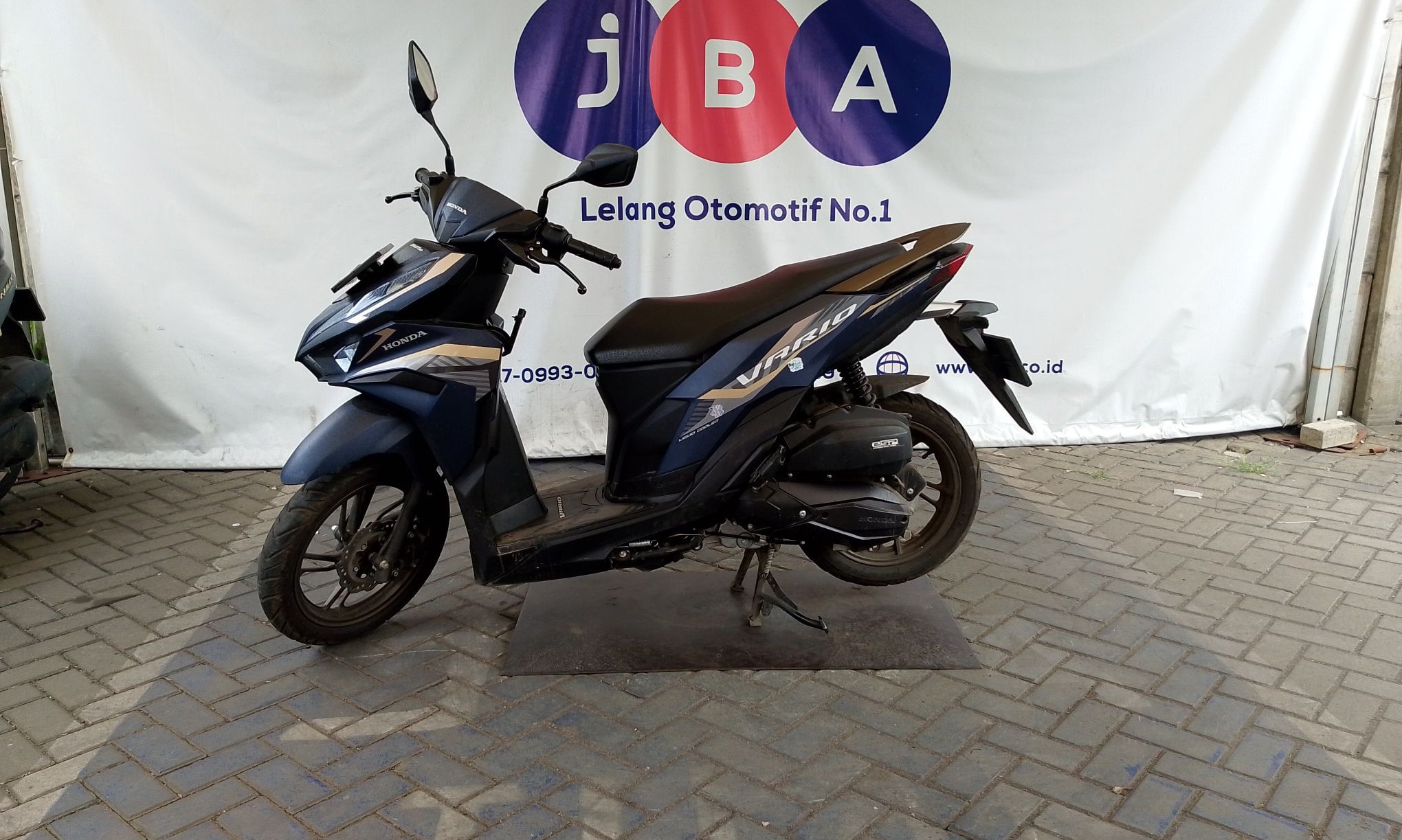 Lelang Motor Honda Vario Esp Biru Jakarta Tipar