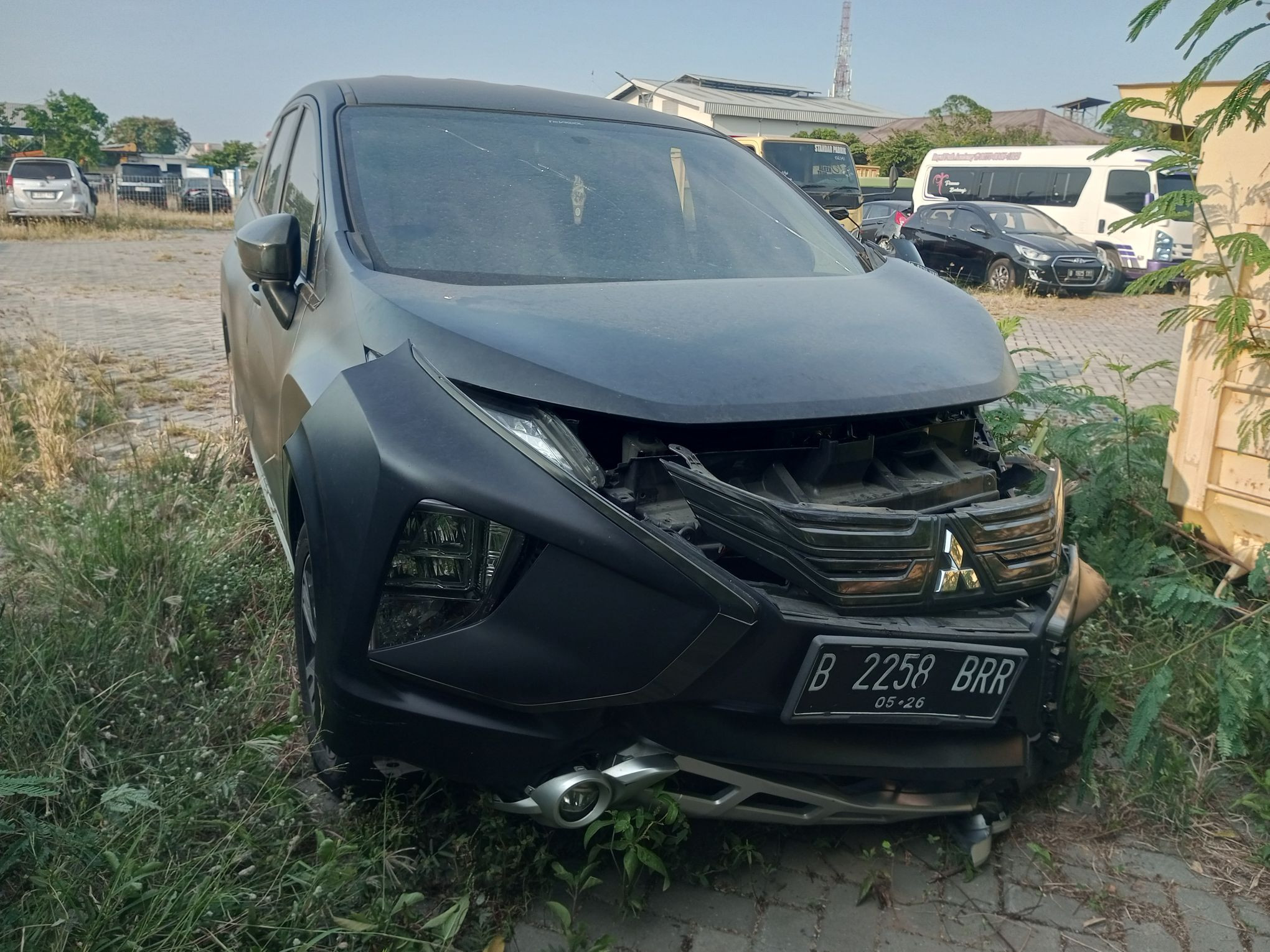 Lelang Mobil Mitsubishi Xpander Ultimate At Hitam Mika Jakarta