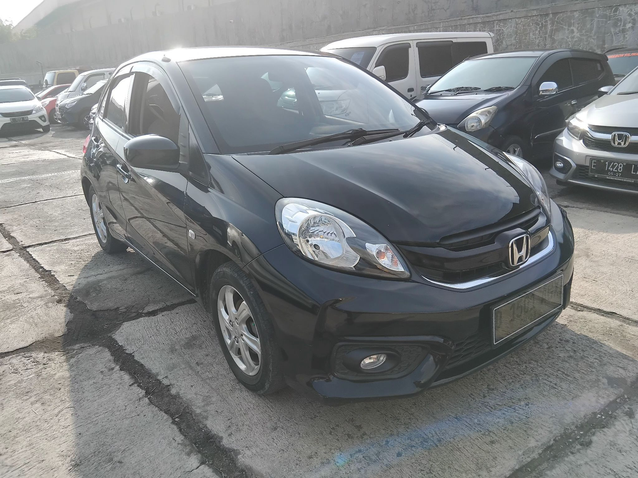 Lelang Mobil HONDA BRIO SATYA SATYA E 1 2 MT 2018 HITAM MUTIARA Bandung