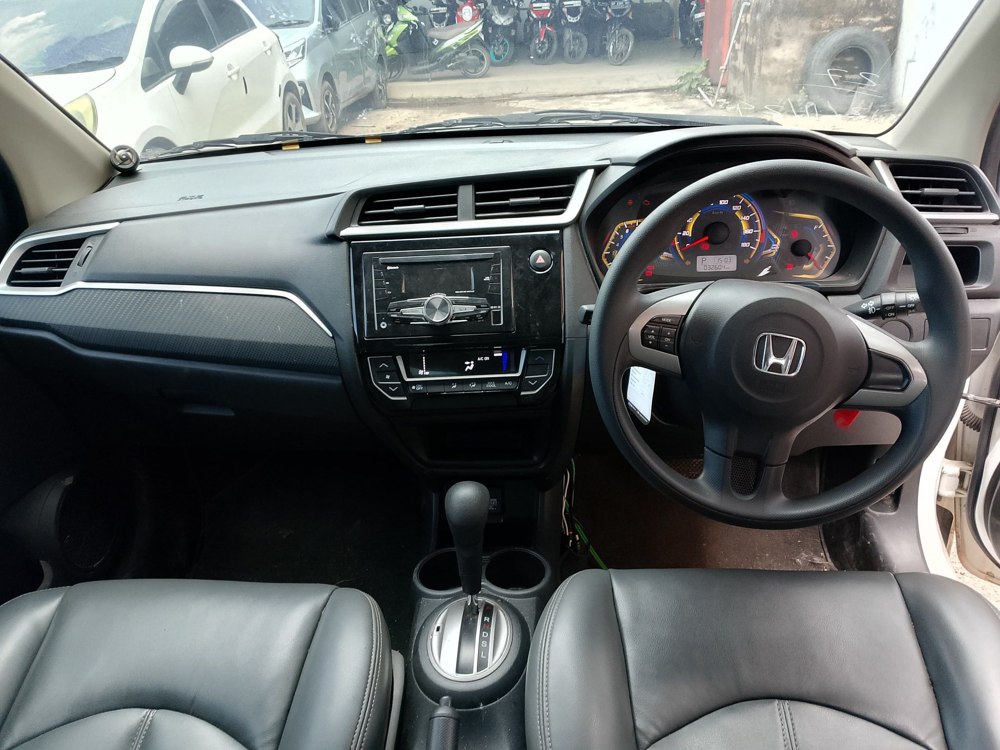 Lelang Mobil HONDA BRIO SATYA SATYA E 1 2 AT 2023 PUTIH PEKANBARU