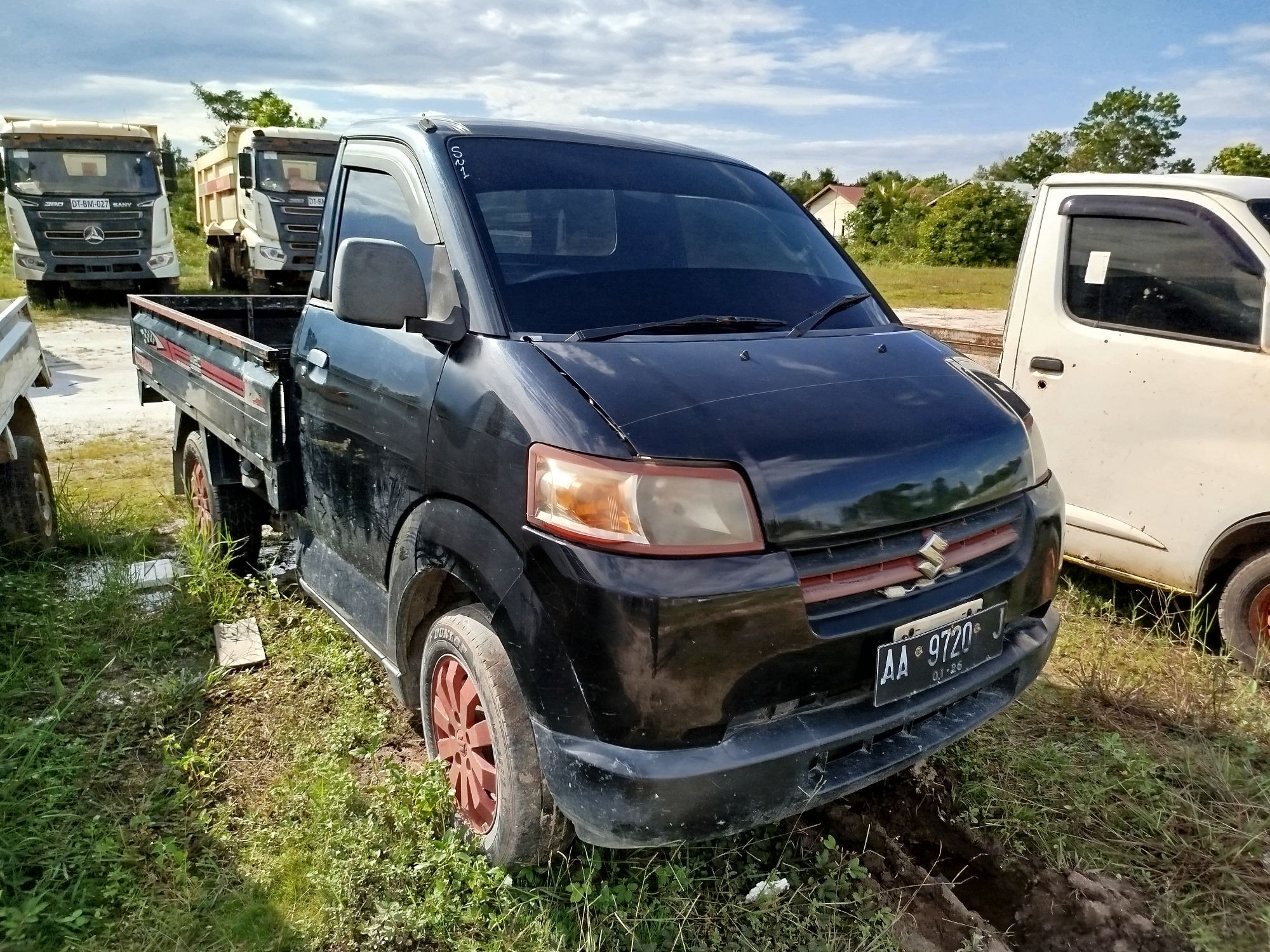 Lelang Mobil SUZUKI MEGA CARRY P.U MT 2015 HITAM BANJARMASIN